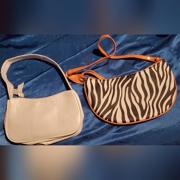 2  small Zebra & Butterfly baggies for $12 - Picture 2 of 5